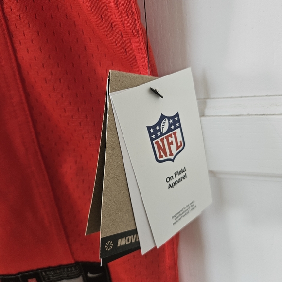 Patrick Mahomes Nike Jersey - Picture 5 of 11